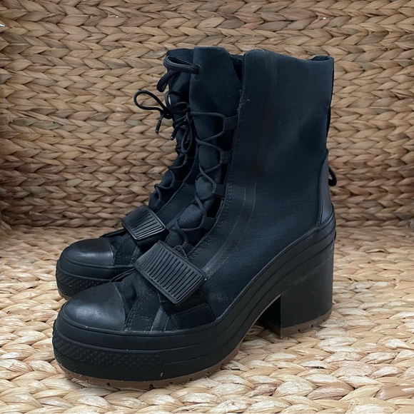 Converse Chuck Taylor All Star GR82‎ Platform Chunky Combat Boots